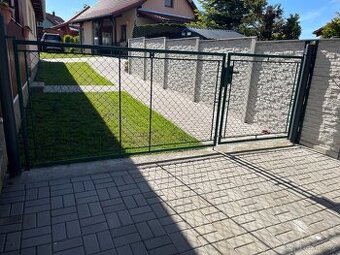 Zahradní branka, dvoukřídlá brána