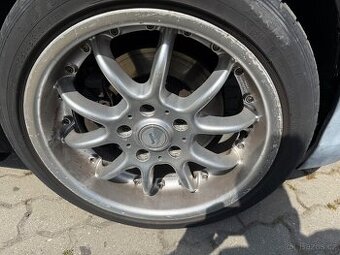 Disky Brock B6 8,5j r17 et 35