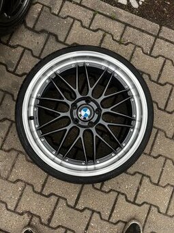 DOTZ Revvo R20 5x120 s pneu
