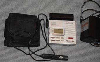 MINIDISC minidisk recorder SONY MZ-R90,DO,přísluš.,adapter