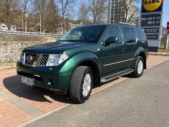 Nissan Pathfinder 2,5 DCI, 124 kw