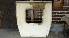 Prodám korpus střechy Zetor k opravě