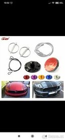 Ford Mustang úchyty na kapotu