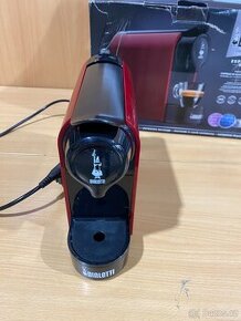 Kapslový kávovar na espresso Bialetti Gioia 0,5