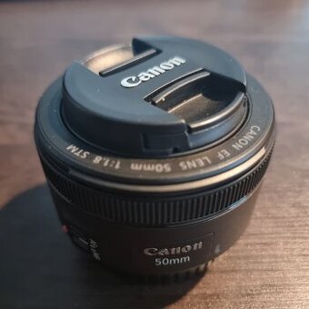 Canon EF 50 mm f/1,8 STM