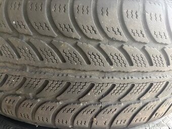 4x plecháče 15” VW s poklicemi VW a zimními pneu