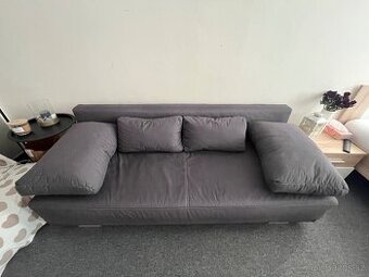 Stylová rozkládací pohovka s úložným prostorem – jako nová