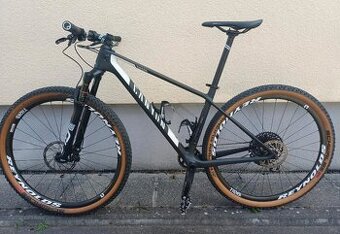 Canyon Exceed CF SL 7.0 (2020) – velikost M, karbonova kola