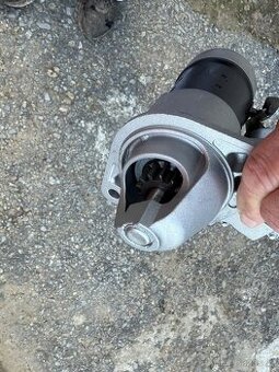 Repasovaný starter Opel Meriva II