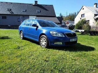 ŠKODA OCTAVIA II facelift, 1.6TDi, zimáky, tažné, serviska