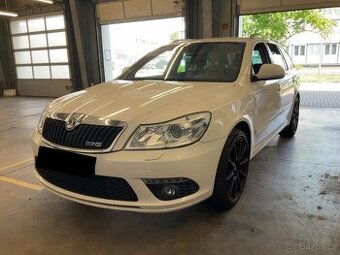 ŠKODA OCTAVIA 2 RS 2.0 TSI DSG 2012