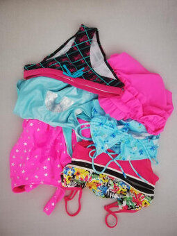 Prodám dívčí plavky.