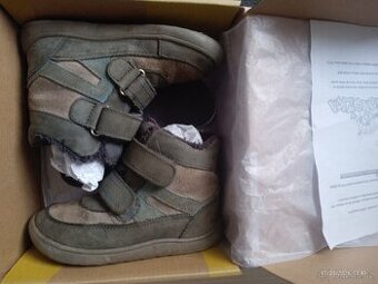 Detske zimní boty c. 27, Rodrigo, velmi zachovalé