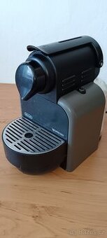 kapslový kávovar NESPRESSO