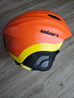 Dětská lyžařská přilba  48-52