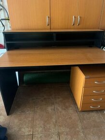 Kancelářský stůl + kontejner
