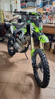 Pitbike lifan 250ccm