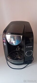 Kávovar Bosch na kapsle Tassimo
