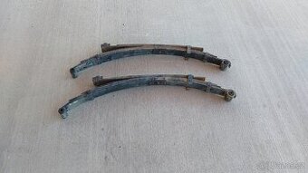 Mitsubishi L200  TD –  Listová pera