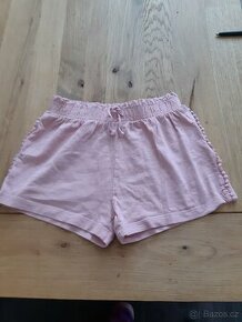 Dívčí růžové kraťásky vel.122 zn.Tu
