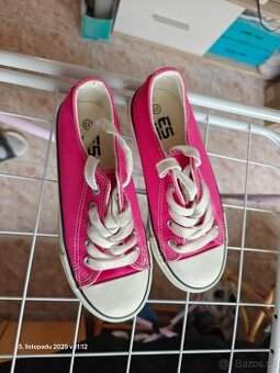 Tenisky nové dívčí