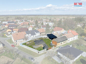 Prodej pozemku k bydlení, 843 m², Bezměrov u Kroměříže. - 1