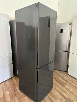 Lednice s mrazákem Aeg (159)
