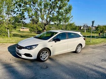 Opel Astra Sports Tourer 1,2 turbo