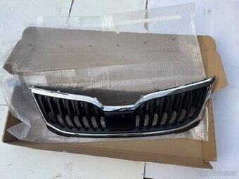 Maska s chromem Octavia III facelift (VAG 5E0 853 761 C)