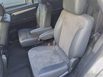 Prodáme Mercedes R320