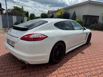 Porsche Panamera 2013 Platinum Edition 4x4