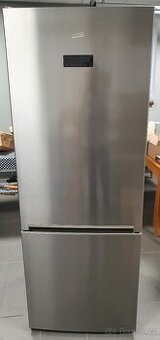 No frost Kombinovaná Lednice Beko A++