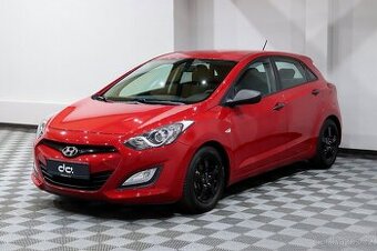 Hyundai i30 1.4i 16v 73kW      66 000 km