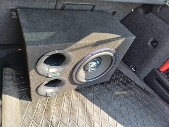 Subwoofer Emphaser EX12T4 v bassreflexové ozvučnici