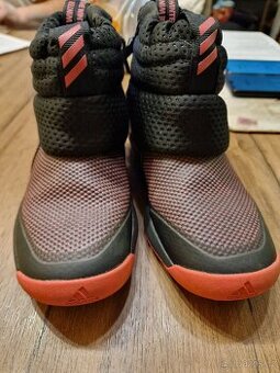 Kotníčkové boty Adidas vel.34