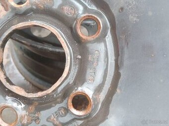 Plechový disk 5x112 R16 ET48