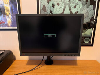 Monitor Lenovo ThinkVision L220xwC