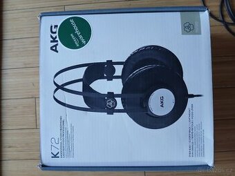 Sluchátka AKG K72