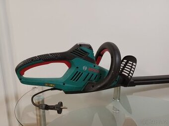 Bosch AHS 55-26 elektrické nůžky na živé ploty