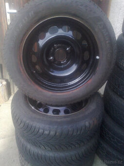 PRODAM NOVE ZIMNI 195/65/15,,SADA,KOLA 4108MM,PEUGEOT