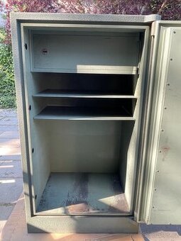 Ohnivzdorný trezor - 1