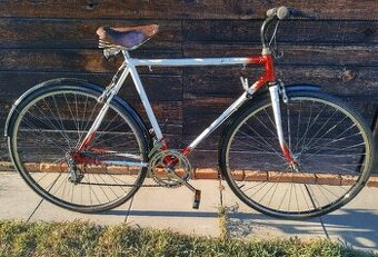 Jízdní kolo Favorit