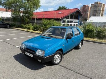 ŠKODA FAVORIT 135LS - 1.majitel - Garážováno - Pěkný