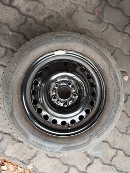 Zánovní letní obutá kola na Ford Transit Custom