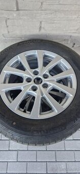 Kola 205/65 R16 Ford