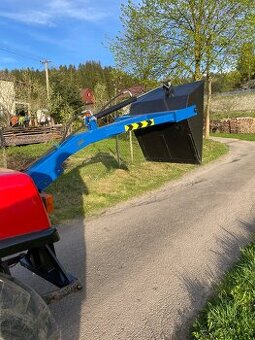 Nakladač do tretiho bodu