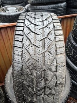 215/40r17 zimní pneu kormorán sada