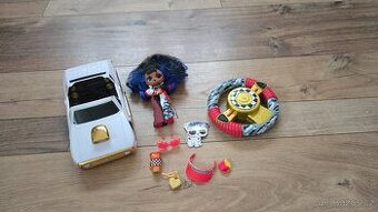 L.O.L. Surprise auto na dálkové ovládání s panenkou