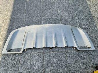 Prodám spoiler na porsche cayenne 2014-