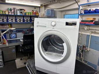 SUŠIČKA ELEKTROLUX, REPASOVANÁ SE ZÁRUKOU